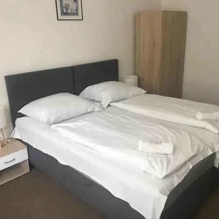 Gæstehus Berten Strasice (Plzen)
